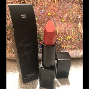 BNIB! NARS Audacious Lipstick in ANITA 9460